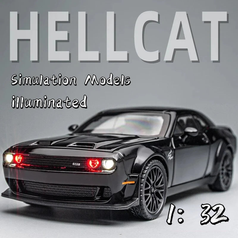 1:32Die-cast Metal Dodge Challenger Toy Car Simulation Model Can Light Up Can Drive Boring Boy's Gift Christmas Gift