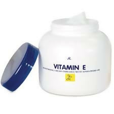 Disaar Vitamin E Moisturising Cream Enriched With Sunflower Oil 200ml