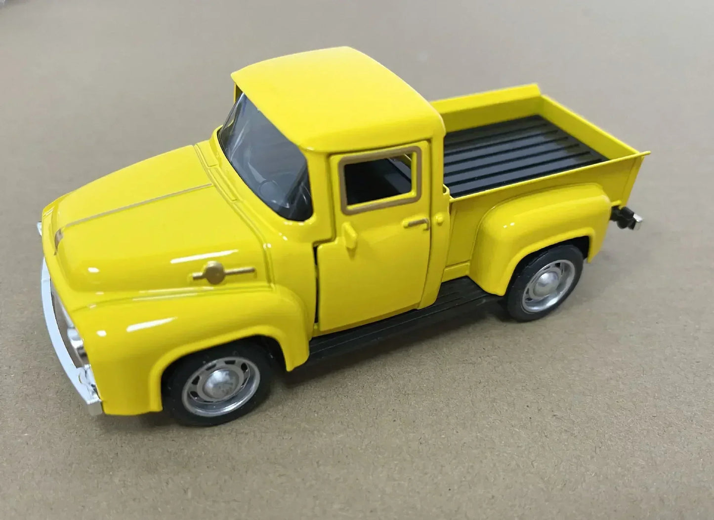 10pcs Hot Vintage Car Red Truck Toy Vintage Car Alloy Pickup Truck Children's Toy Christmas Birthday Christmas Gift New