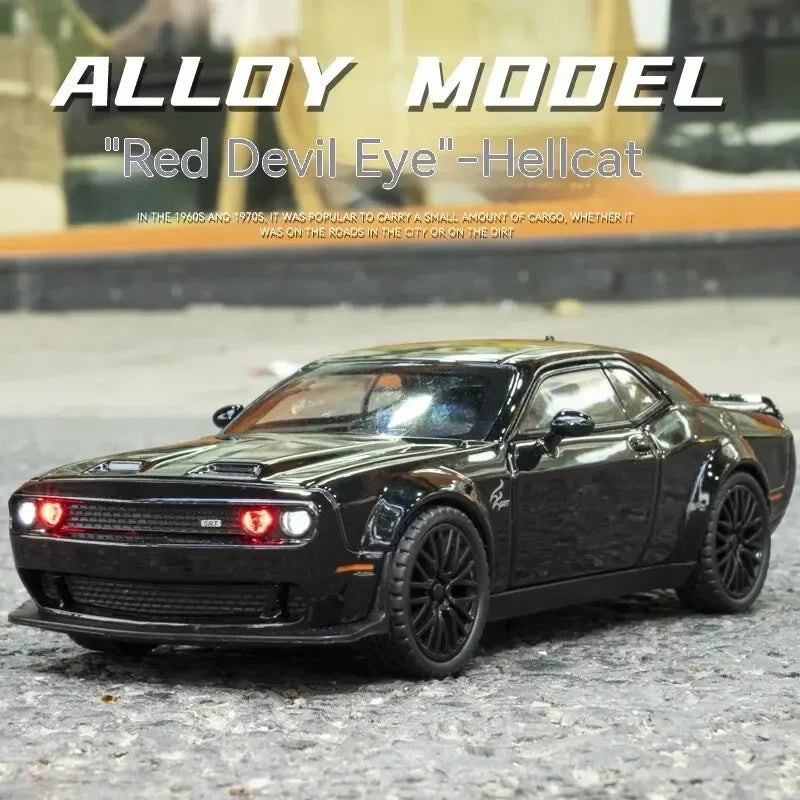 1：32Die-cast Metal Dodge Challenger Toy Car Simulation Model Can Light Up Can Drive Boring Boy's Gift Christmas Gift